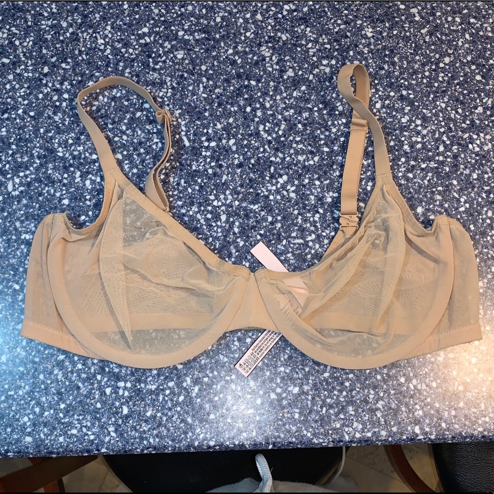 Victoria’s Secret Nude Bra